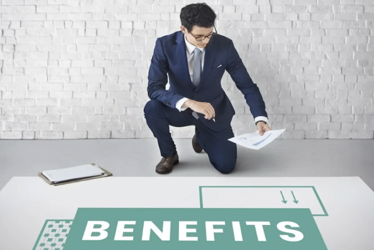 Exploring the Benefits and Perks of a Government Job in India